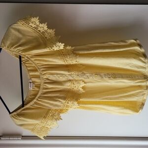 Paper + tee Embroidered top size M